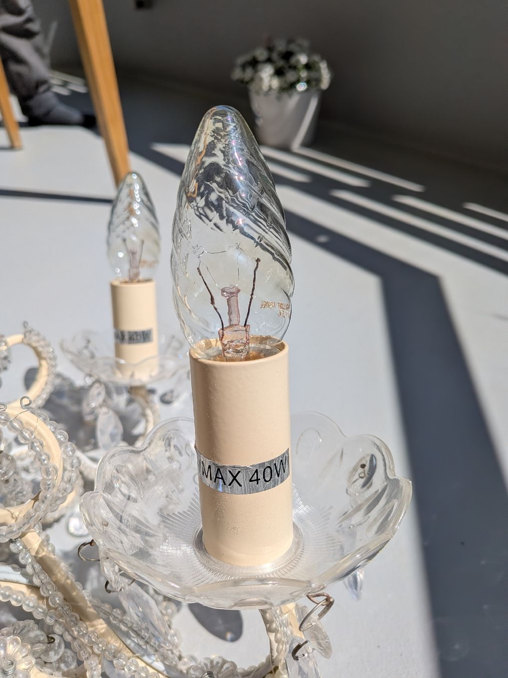 Lampadari & plafoniere: Kronleuchter beige (nicht Echtkristall) – Usato da Luzern venduto da Aussiejoy 3