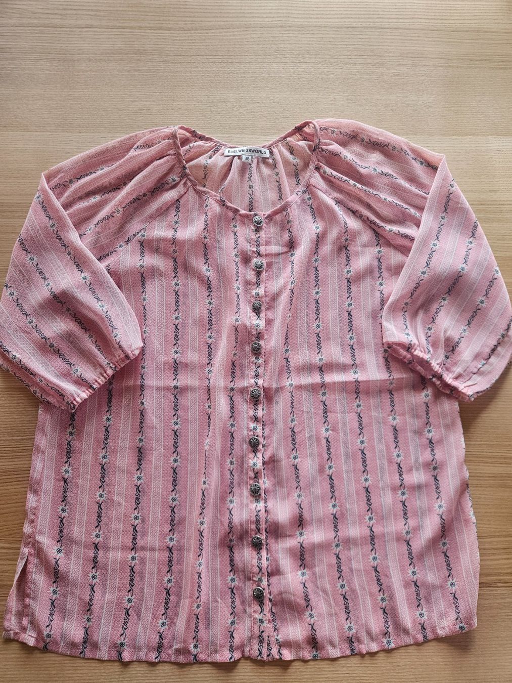 Camicette: Edelweiss Bluse 3/4 Ärmel – Usato da Oberhelfenschwil venduto da tup12