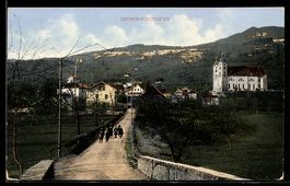 AK Sarnen, Kirchhofen, Ortsansicht mit Strasse u. Kirche