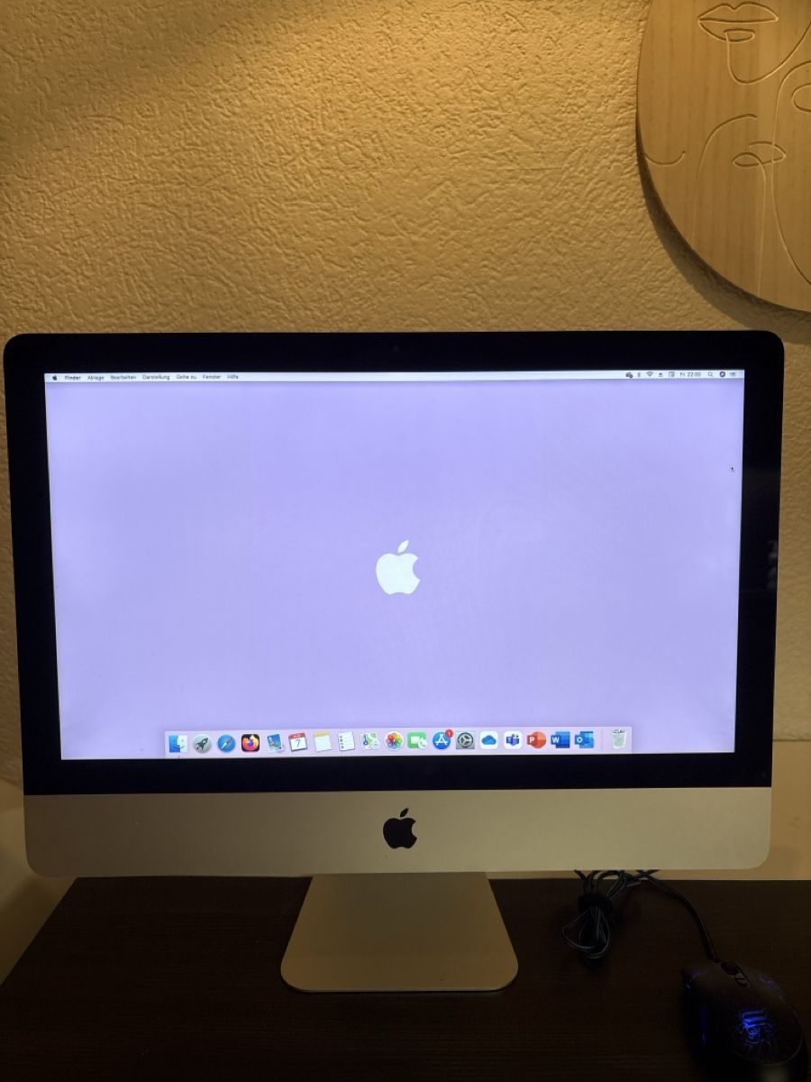Apple PC: macOS iMac 21.5-inch, late 2013 – Usato da Bern venduto da jan_nn8m