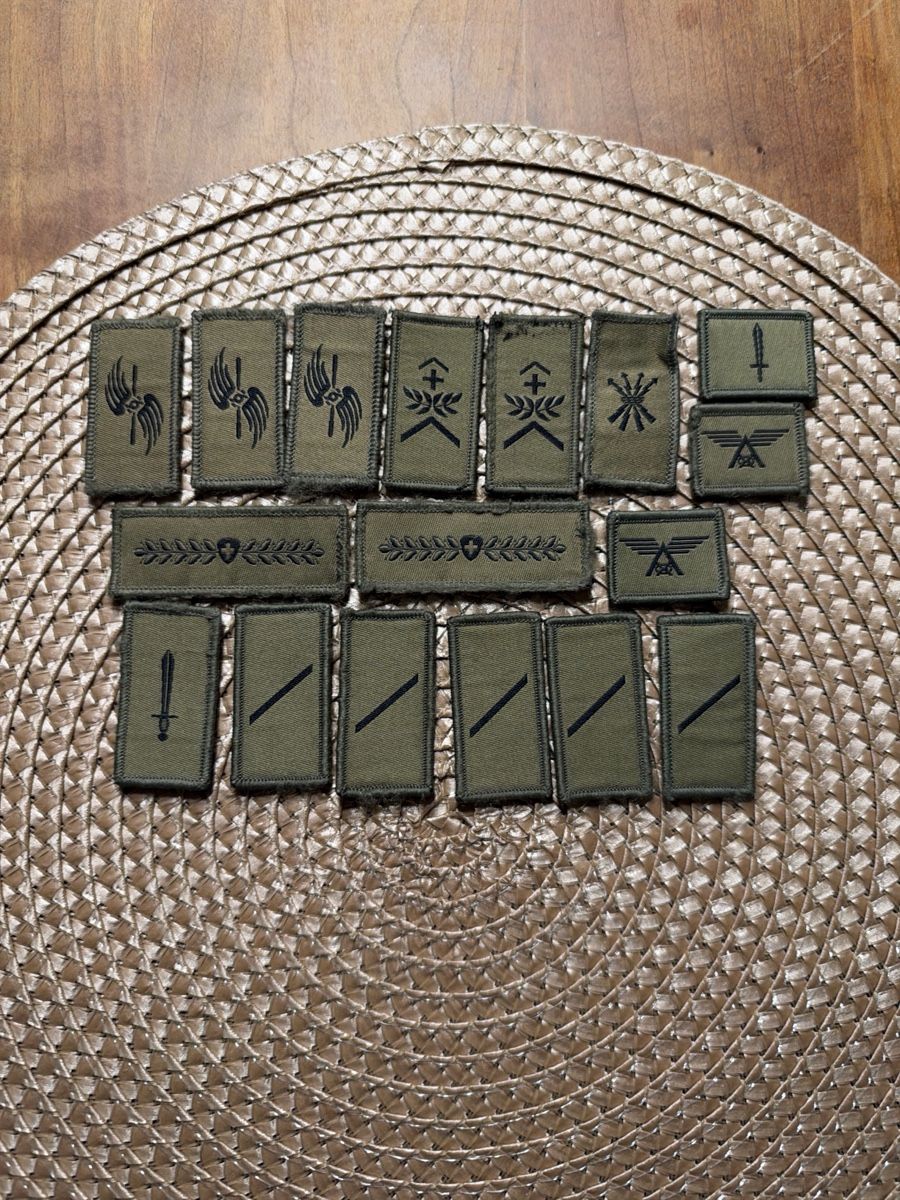 Armée suisse Plaquettes & Badges: Schweizer Armee Abzeichen – D'occasion à Gränichen par vek_nd7x