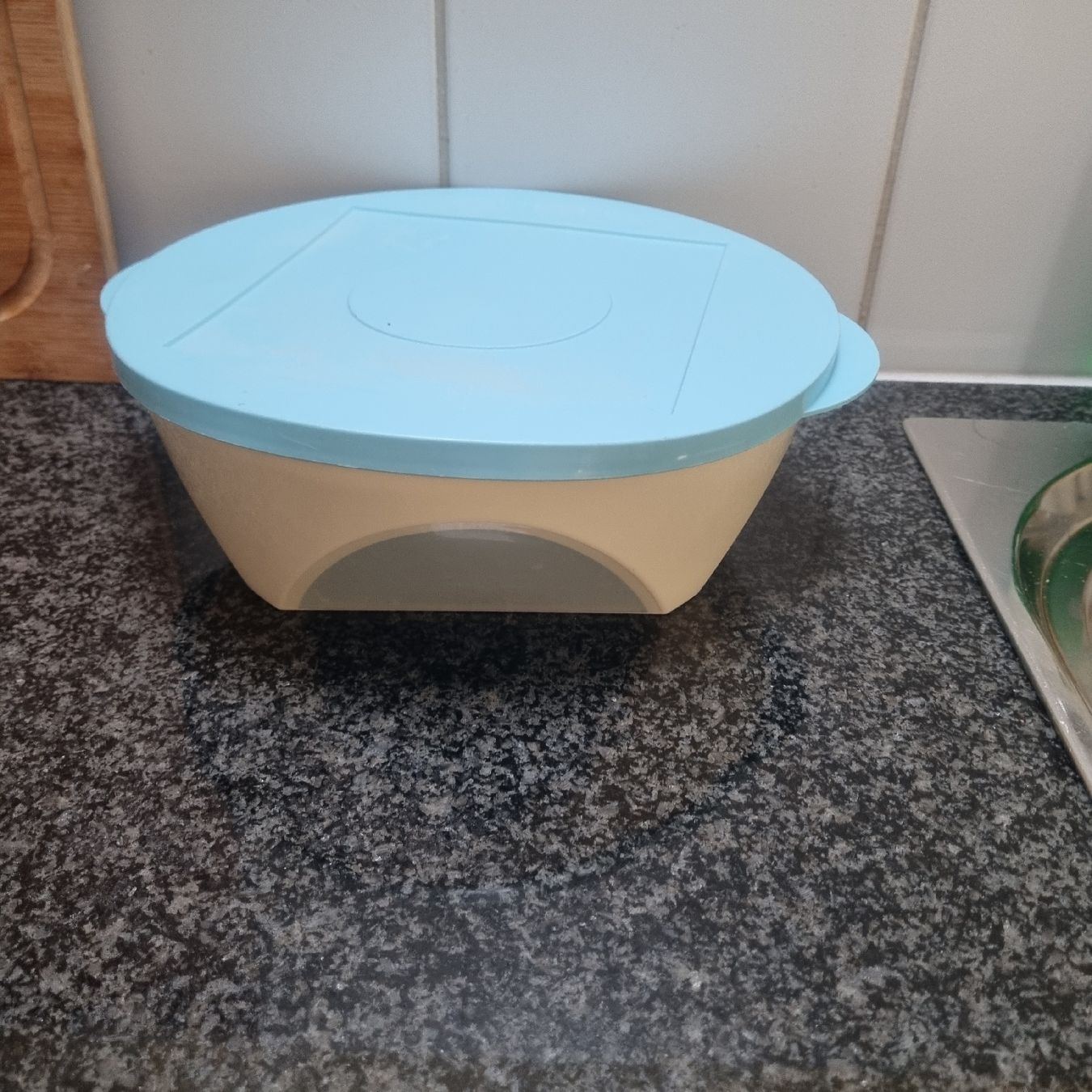 Tupperware Behälter & Ähnliches: Tupperware Behälter – Gebraucht aus Altenrhein von Roduner