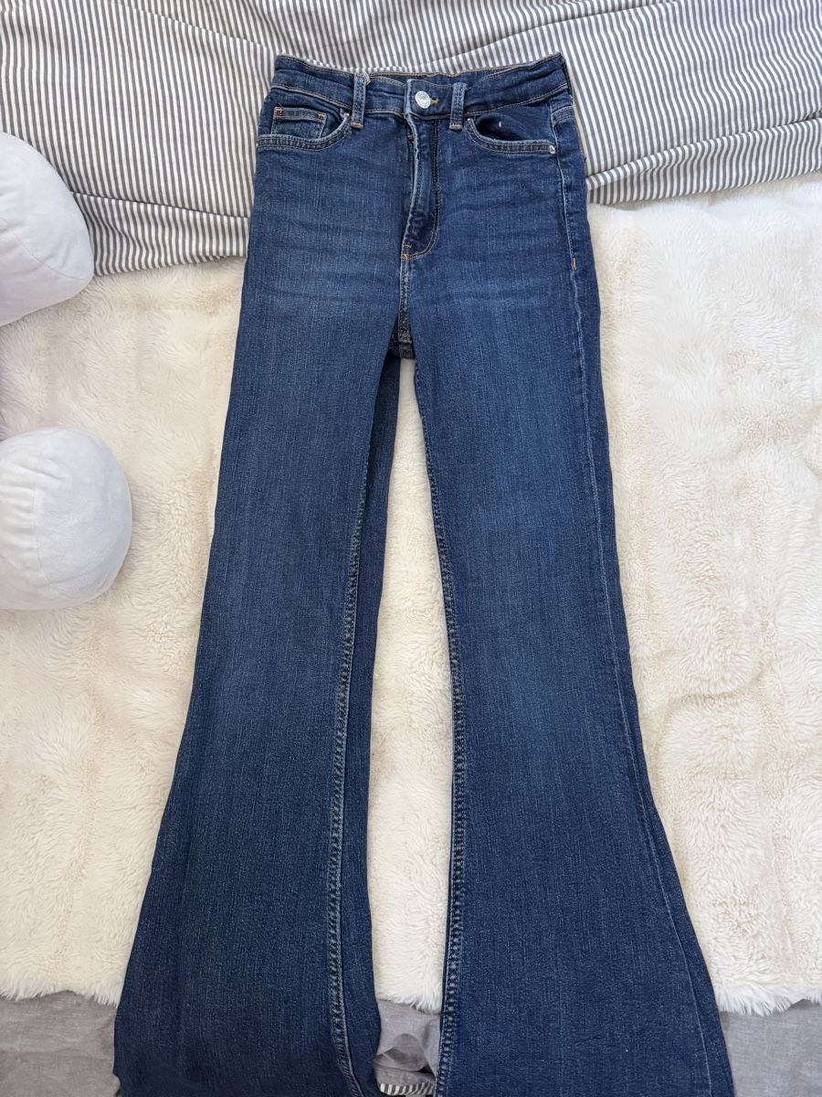 Bershka Kleiderpakete: Bershka Hosen + Oberteil – Gebraucht aus Trimmis von moonsoon1421