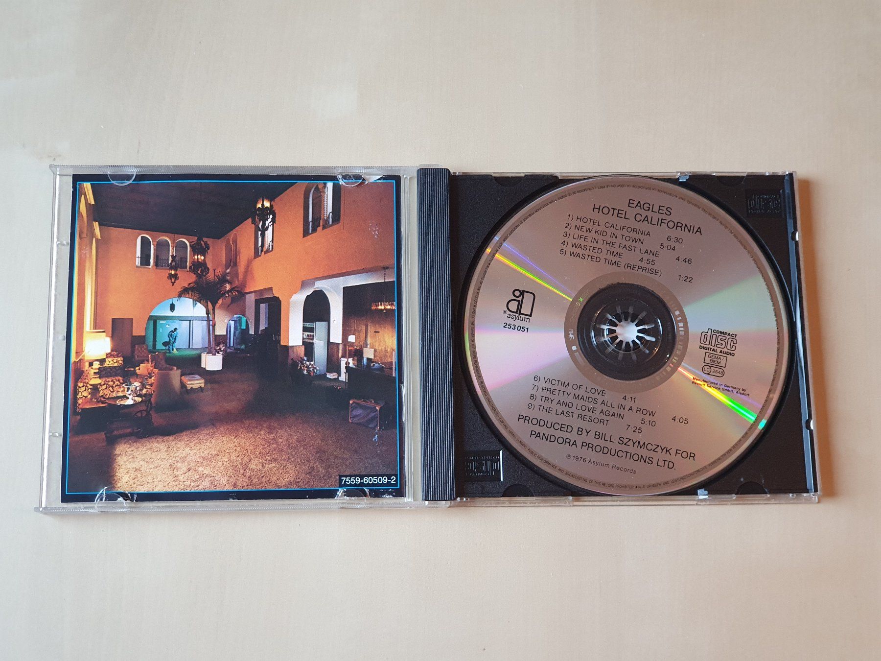 CDs: Eagles Hotel California – Gebraucht aus Stansstad von collectorsshop 2