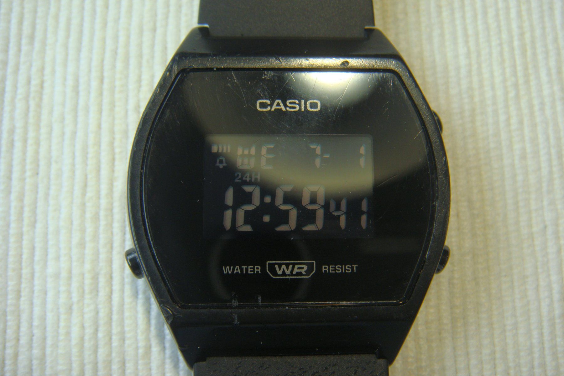 Casio Montres: Casio LW-204 – D'occasion à Emmenbrücke par kuhn4951