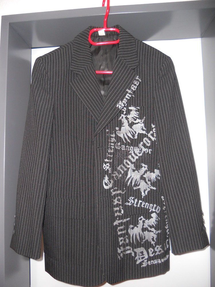 Giacche: Neuw. Blazer - schwarz gestreift mit Muster - Gr.M – Nuovo (secondo la descrizione) da Uznach venduto da Laeuffer