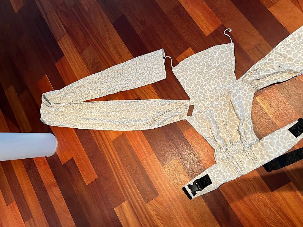 Bauch- & Rückentragen: Hoppediz Baby-Trage – Gebraucht aus Dielsdorf von Famdenz 1