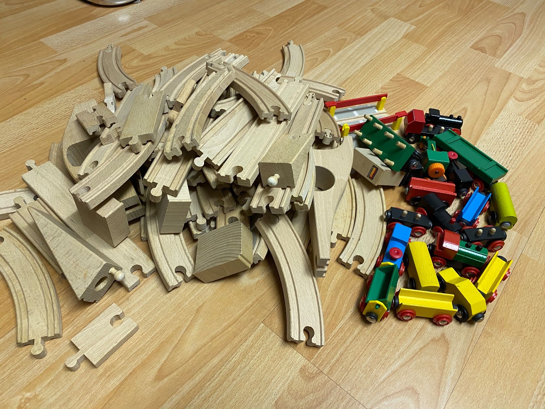 Brio Spielzeuge: Holzeisenbahn Set – Gebraucht aus Turbenthal von Doncarlo