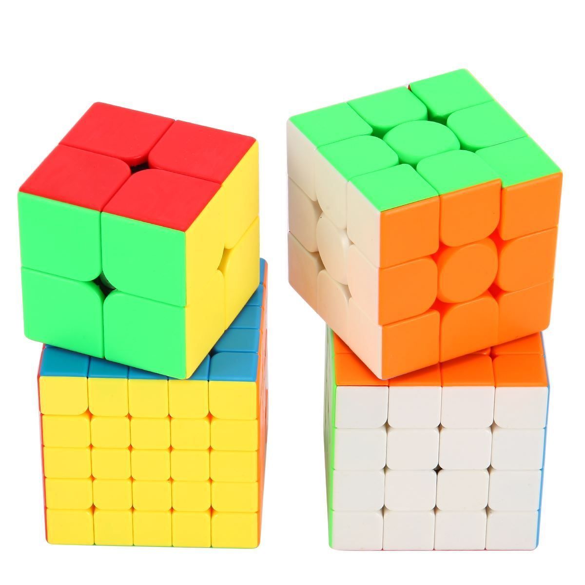Giochi: 4 pcs Zauberwürfel Set Magic Speed Cube – Nuovo (secondo la descrizione) da Thun venduto da Newnewshop 4
