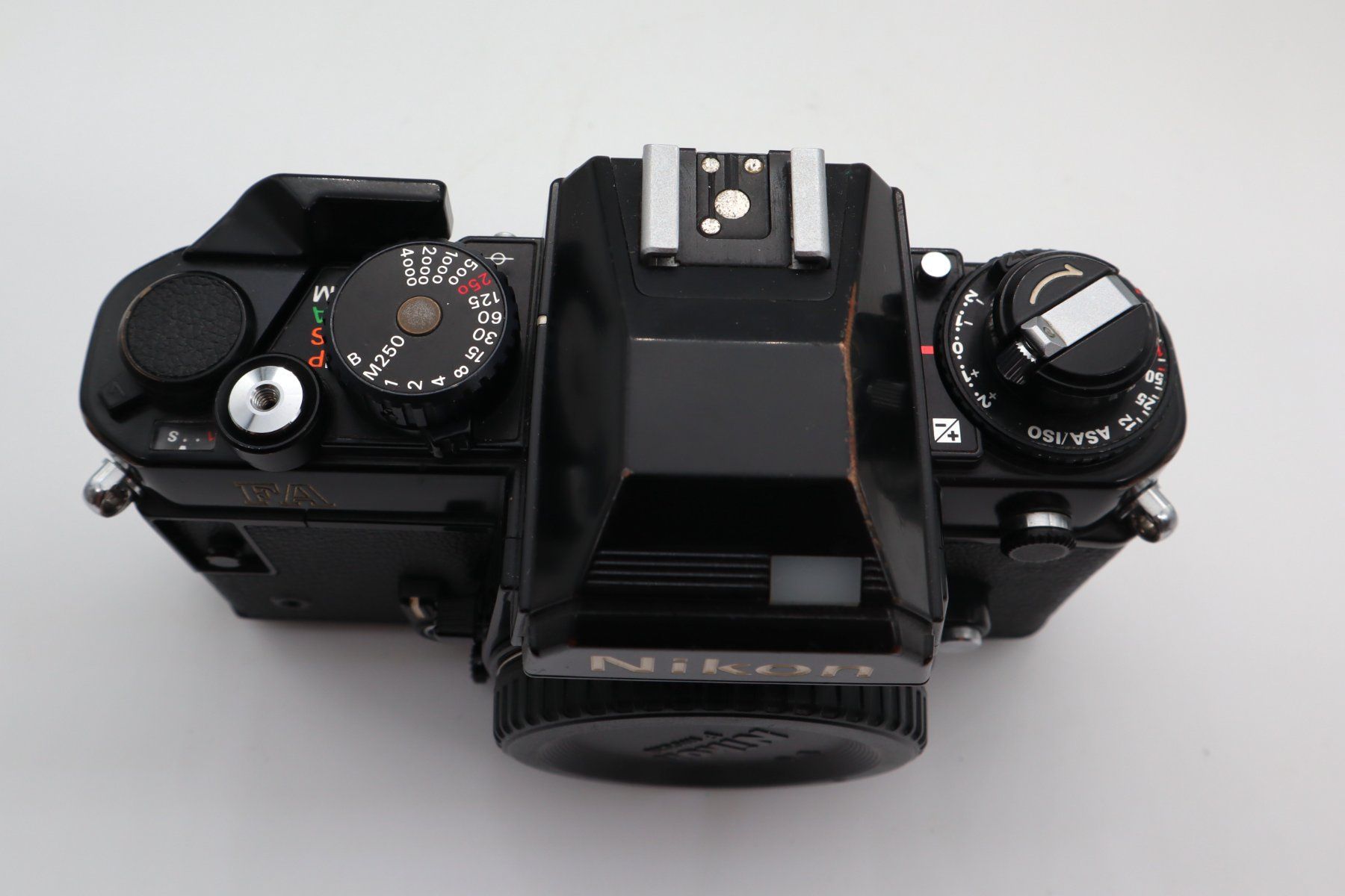 Nikon Fotocamera: NIKON FA Kamera – Usato da Volketswil venduto da brockipfannenstil 1