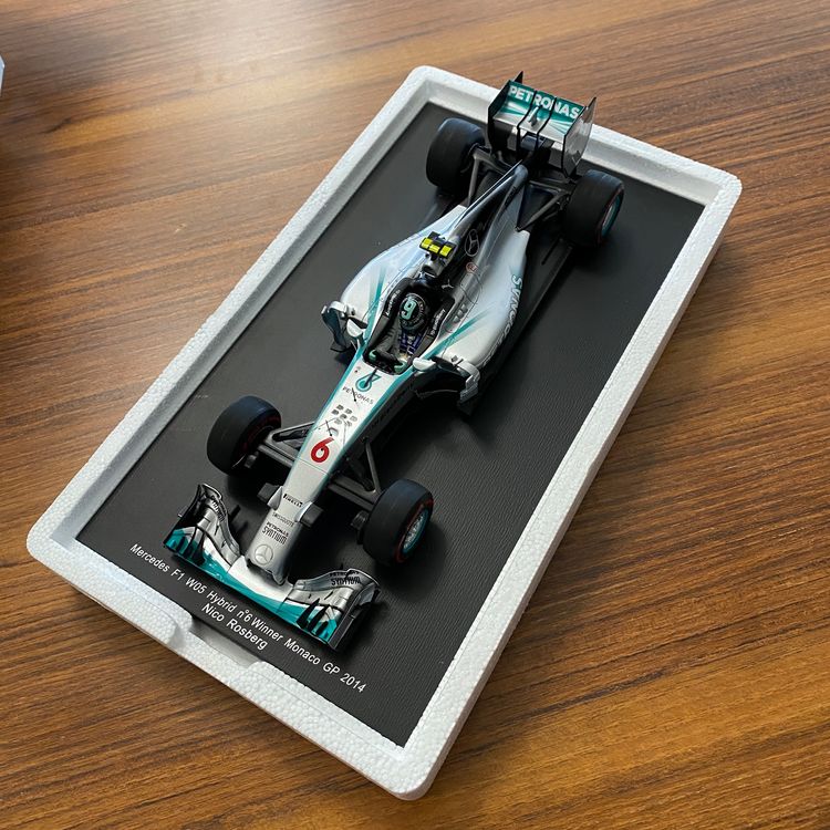 Figurine Figure F1 Formule 1 1/43 Dany 2010 NICO ROSBERG