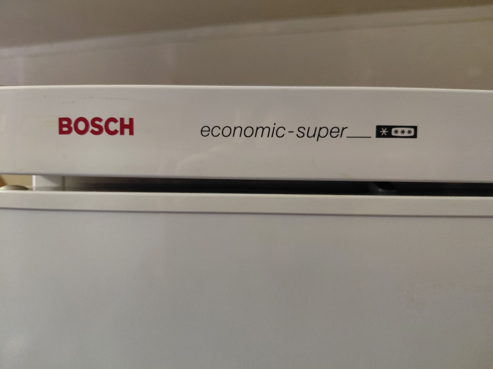 Gefrierschrank: Bosch Gefrierschrank – Gebraucht aus Ennetbühl von Marlon79 1