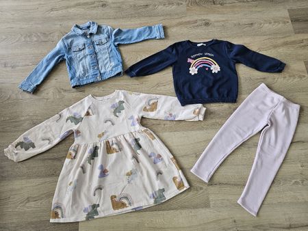 Kinderkleider Set 4-tlg. Jeansjacke Kleid Pullover Legins