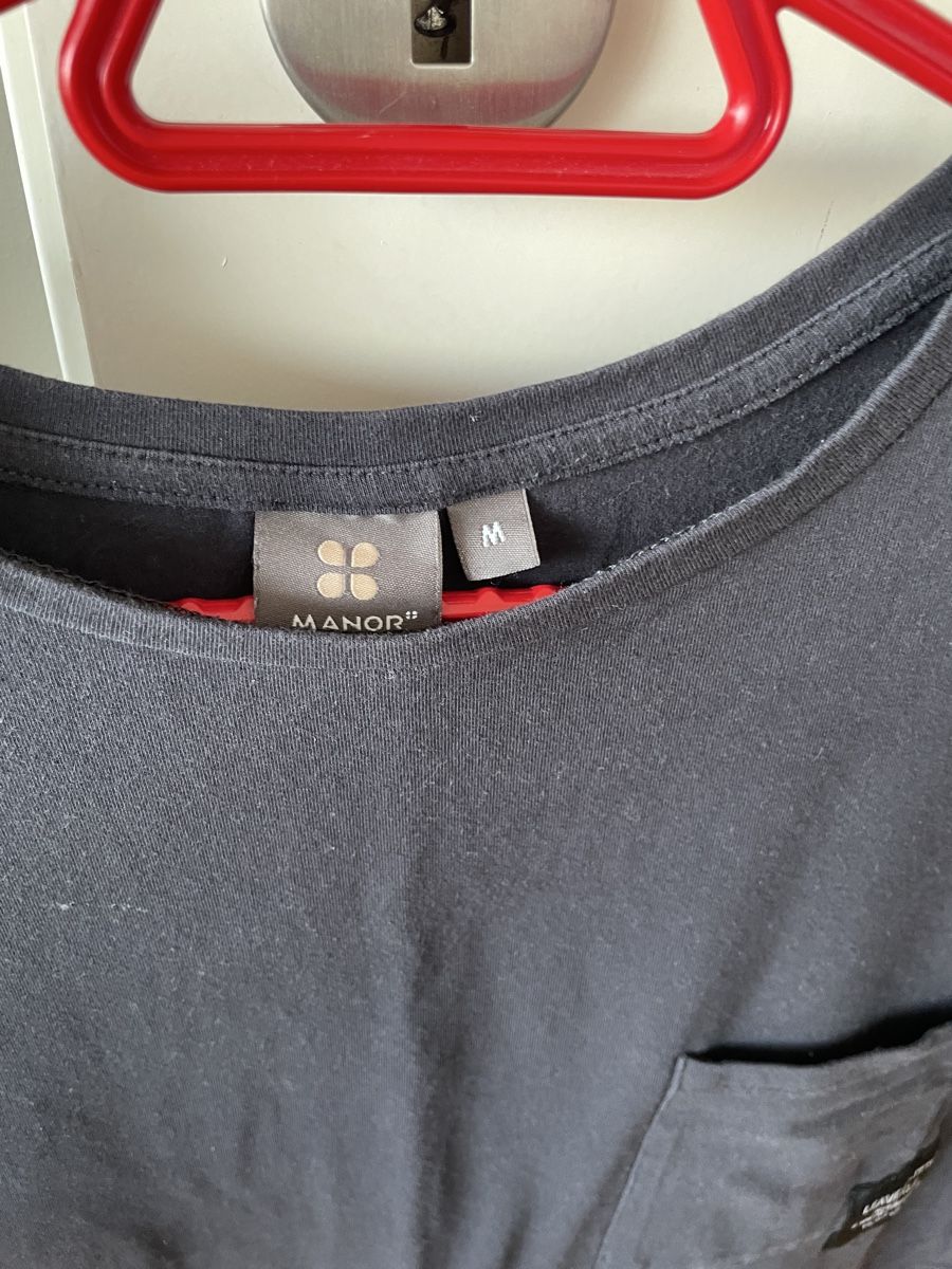 Manor T-shirt: Manor T-Shirt Dunkelgrau Grösse M – Usato da Neuchatel venduto da shi_9fzw 2