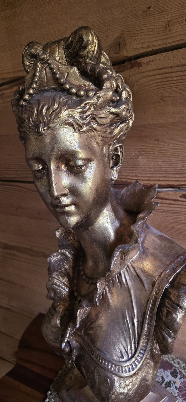 Sculture & Statue: Grosse Barock Damenbüste in Goldfarben – Usato da Wolfhalden venduto da Nati-Nati 2