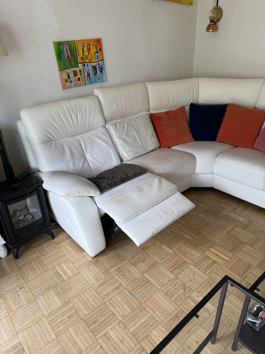 Sofas: Ecksofa Leder weiss mit Relaxfunktion gut erhalten – Gebraucht aus Biel/Bienne von Otilla 2