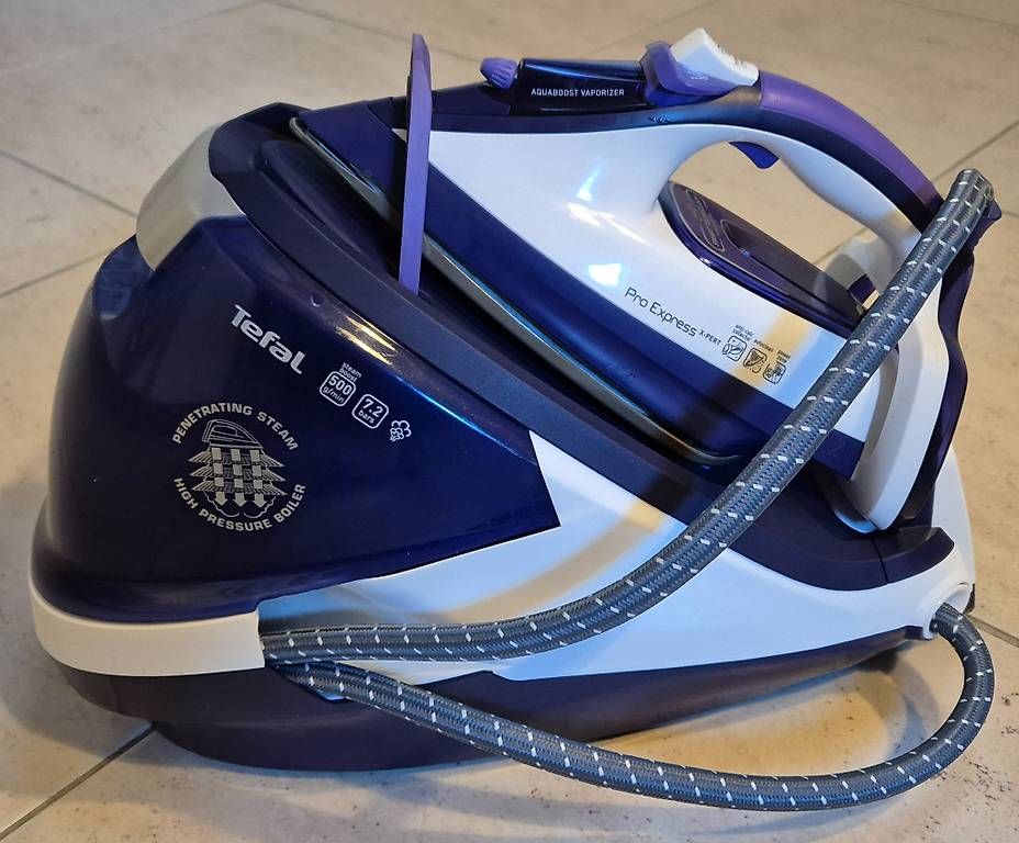 Tefal Bügeleisen: Tefal centrale vapeur Pro Express X-Pert Plus GV8977 – Gebraucht aus Poliez-Pittet von tin_ld6l 1