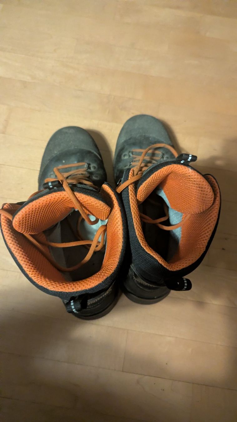 Scarpe da uomo: Bormio Sicherheitsschuh 43 – Usato da Kilchberg ZH venduto da magictobi