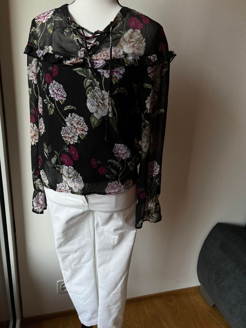 Only Blusen: Bluse Only Xs – Gebraucht aus Riehen von edu_92w7 5