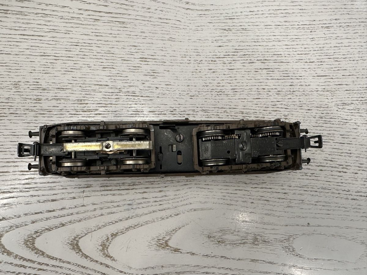 Märklin Modelleisenbahnen: Märklin 3035 FS BR 424 103 Breda – Gebraucht aus Lupsingen von New-Haven 5