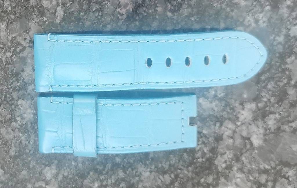 Bracelets: Armband Panerai Alligator Hellblau – D'occasion à Zürich par pet_2023