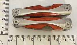 1 Multitool mit Holzgriff