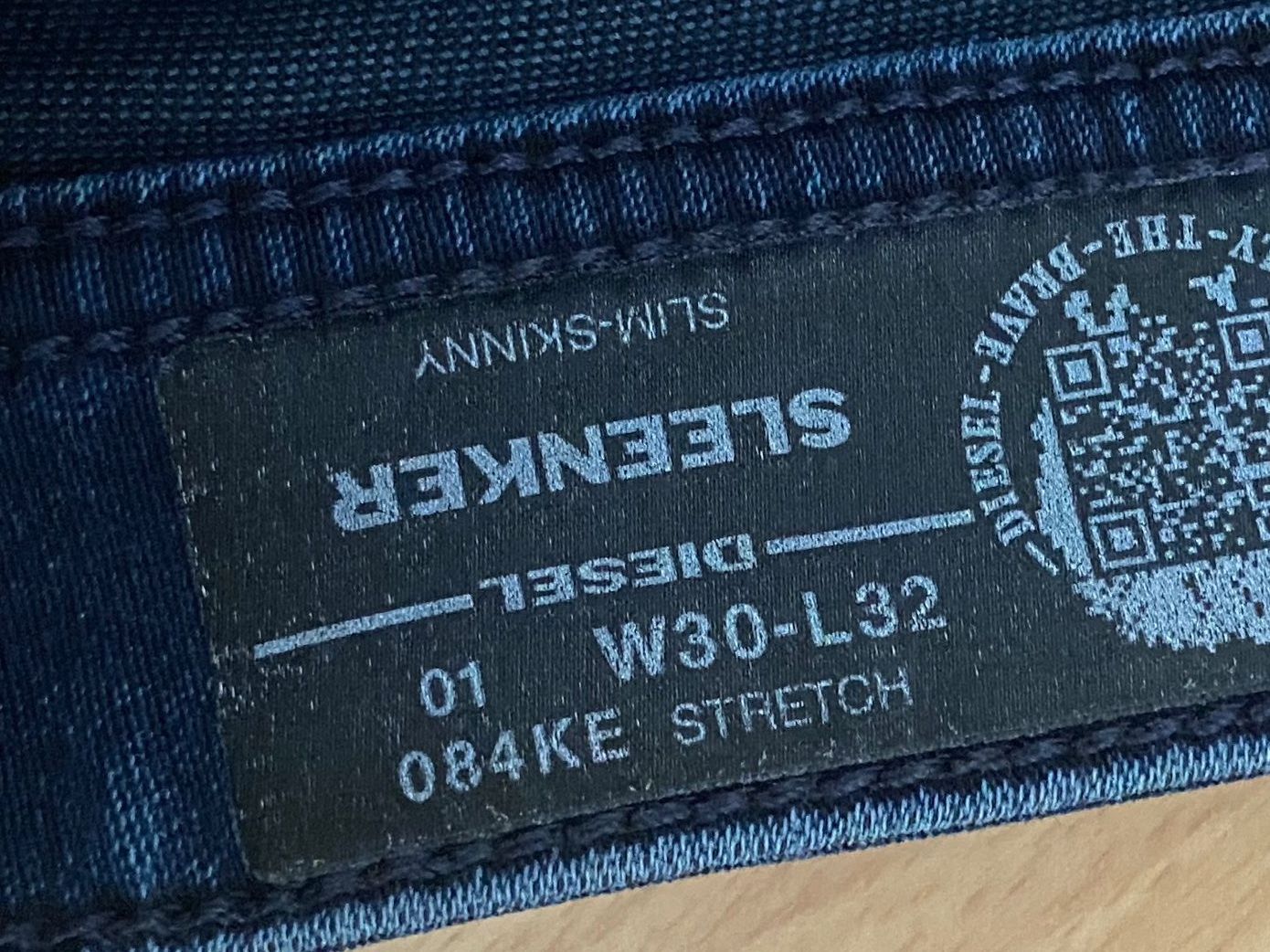 Diesel Jeans: DIESEL Blue Jeans Homme – Usato da Les Breuleux venduto da Ljldm01 4