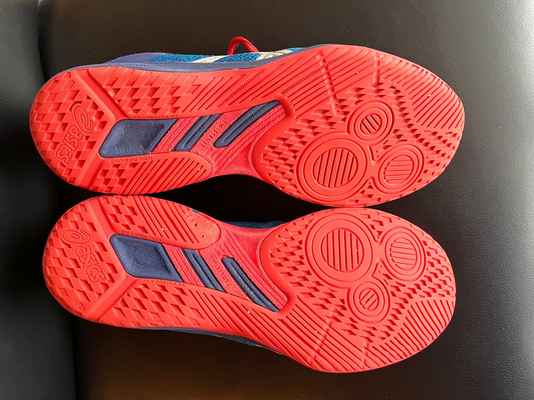 Asics Scarpe da uomo: Asics Hallenturnschuhe blau, Gr. 41,5 – Usato da Winterthur venduto da Butzel 2