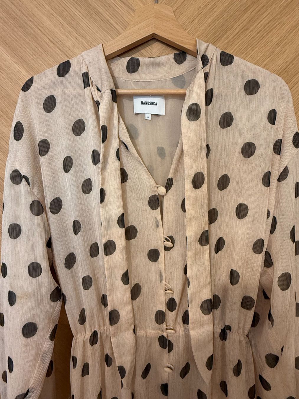 Nanushka Vestiti: Kleid von Nanushka – Usato da Zürich venduto da Ricky6860 1