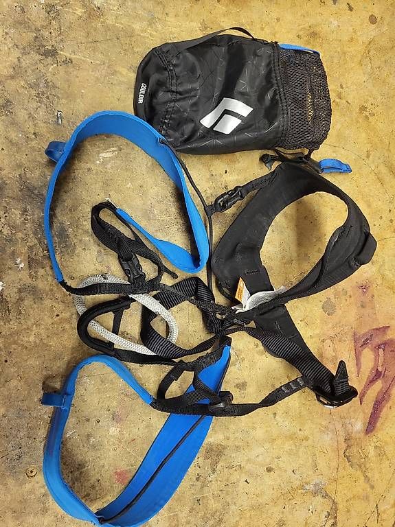 Attrezzatura da arrampicata: BlackDiamond Klettergurt – Usato da Dotzigen venduto da Manuel028 1