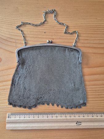 Tasche aus Silbermetallgeflecht mit Kette guter Zustand alt