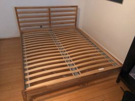 Bett 160x200 (IKEA Tarva)