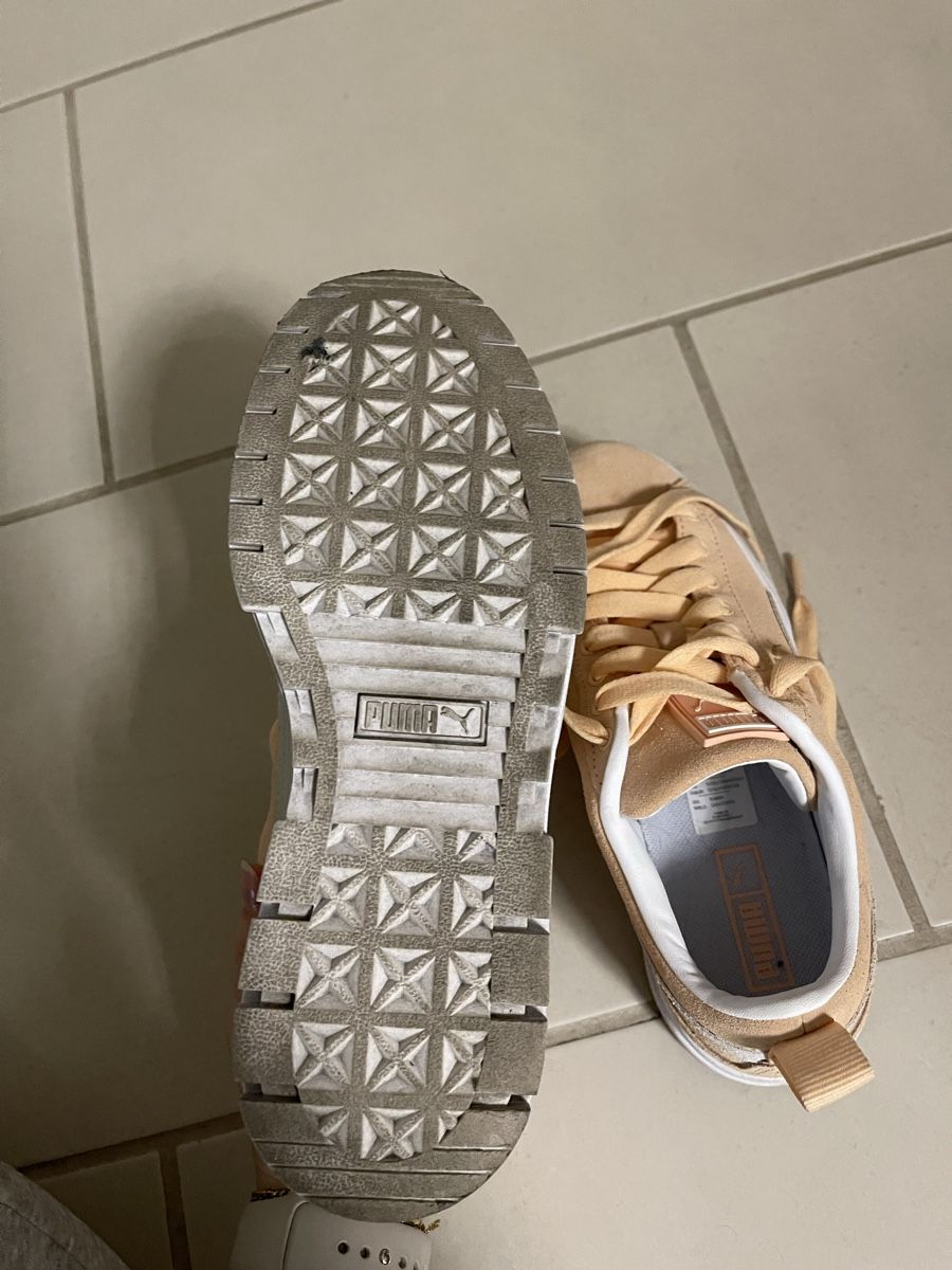 Chaussures femmes: Puma Sneaker mit Plateau – D'occasion à Bassersdorf par Sandy456 5