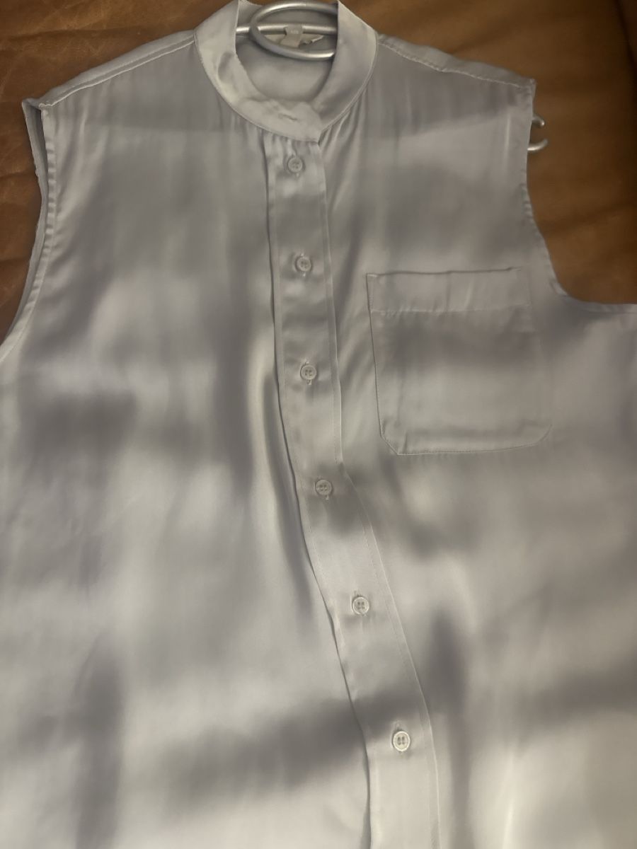 H&M Camicette: Elegante long Damenbluse, silber, Grösse M,. – Usato da Spreitenbach venduto da BIH2005 1