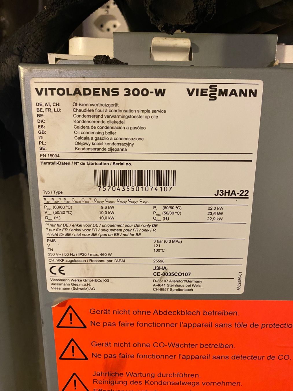 Viessmann Radiatori: Installation de chauffage à condensation, mazout – Usato da Glion venduto da marion028 4