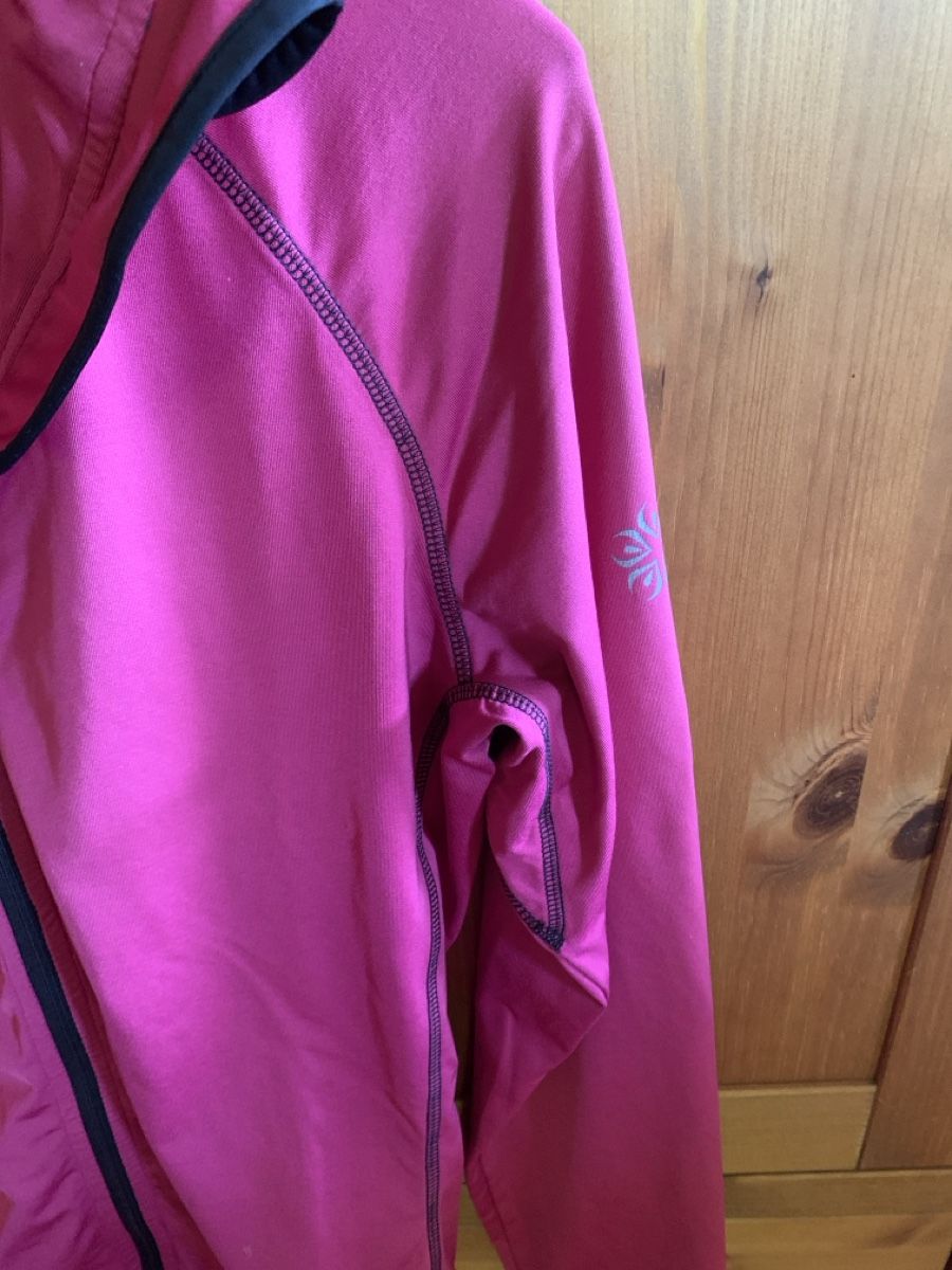 Jacken: Pull jacquet Wild Roses M.  marque comme dynafit ou sportiva – Gebraucht aus Finhaut von dod 3