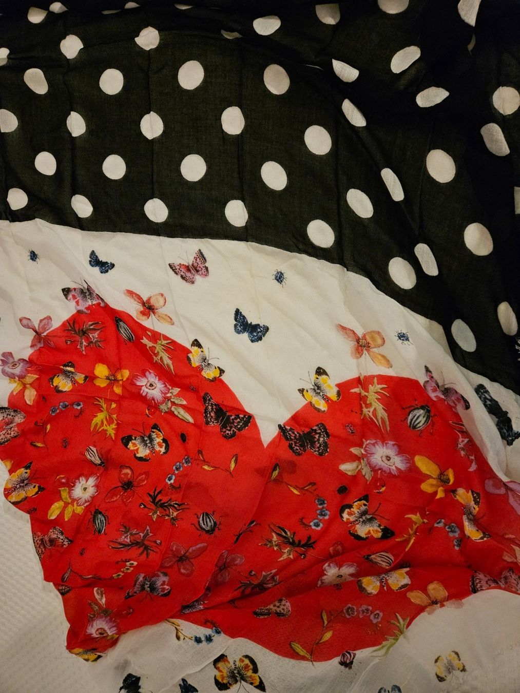 Foulards, Tücher & Schals: 4 Schals, Top – Gebraucht aus Sennhof (Winterthur) von HG2019 2