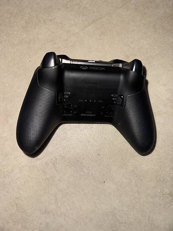 Manettes: Xbox Elite Serie 2 Controller  – D'occasion à Steinen par nic_chm8 1