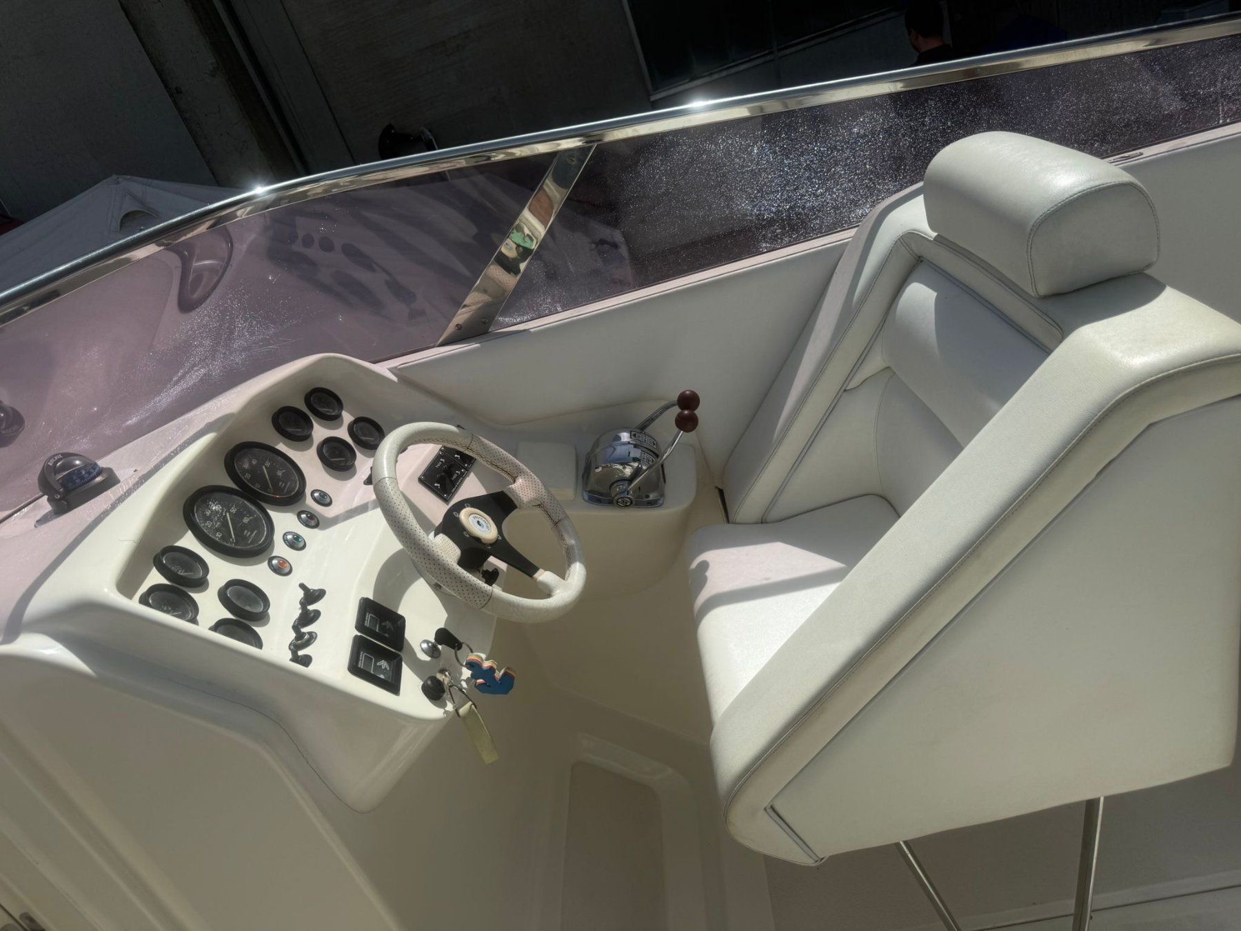 Bruno Abbate Boote: ABBATE 27 OFFSHORE – Gebraucht aus Avenches von BOOTTRANSPORTE 3
