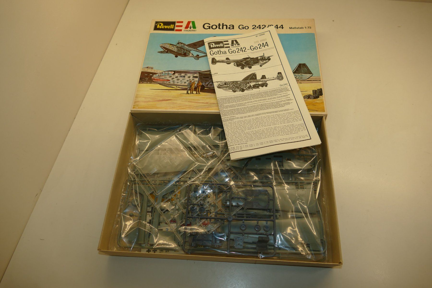 Revell Kit di modellismo & Modellini statici: Revell/Italeri 1:72: Gotha Go 242 oder 244 – Usato da Niederhasli venduto da rail-duerst 1
