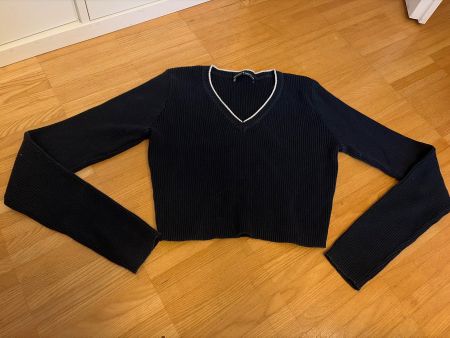 Brandy Melville Pullover