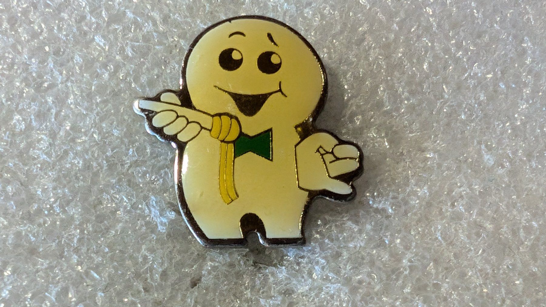 Placchette & Badge: Ansteckpin 228: Maga Bio – Usato da Oppligen venduto da Pin-Fall-Shop