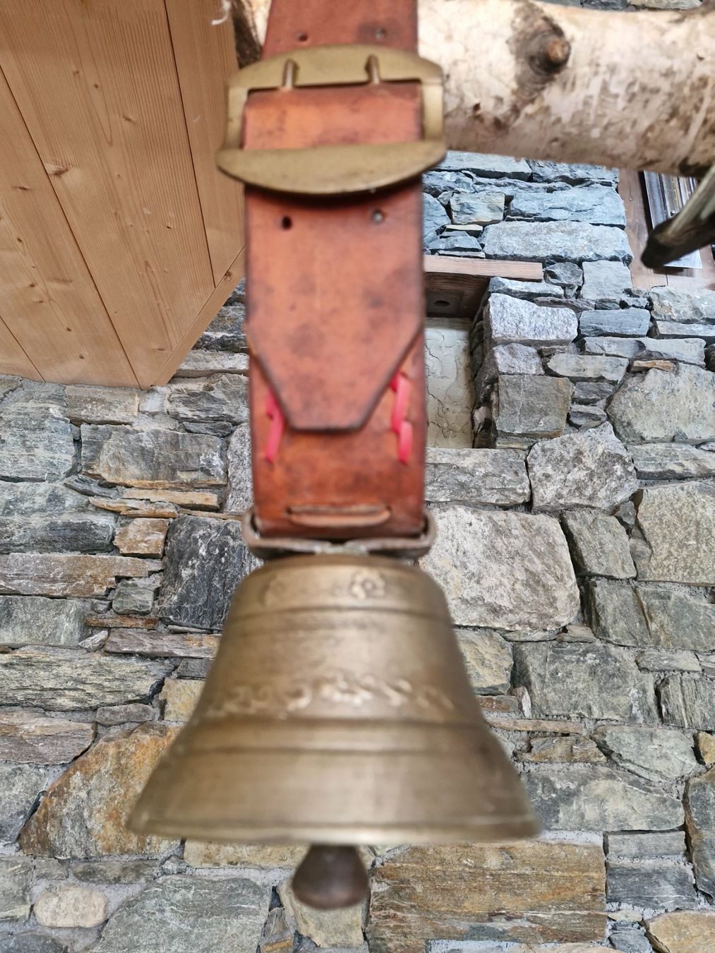 Cloches & sonnailles: Glocke Treichel – D'occasion à Guarda par rue_bpd7