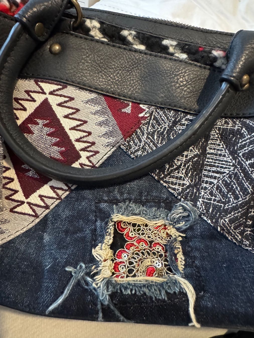 Desigual Borse da donna: Sac à main Desigual véritable neuf – Nuovo (secondo la descrizione) da Grand-Lancy venduto da cha_6sgz 8