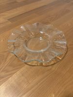 Schale mit Wellenrand von Glasi Hergiswil