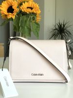 Calvin Klein Umhängetasche, echtes Leder, neu mit Etikett
