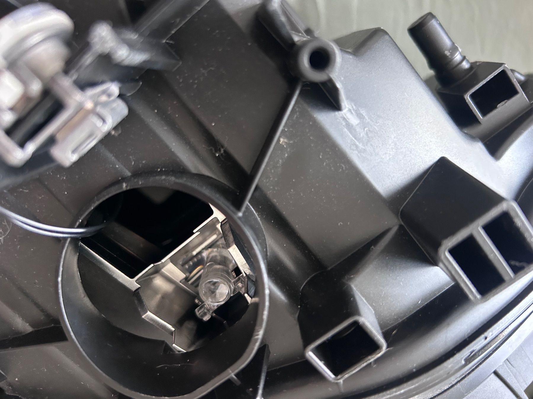 BMW Fari: BMW Scheinwerfer 63 11 7 338 701. links – Difettoso da Herzogenbuchsee venduto da oKo_Sch 8
