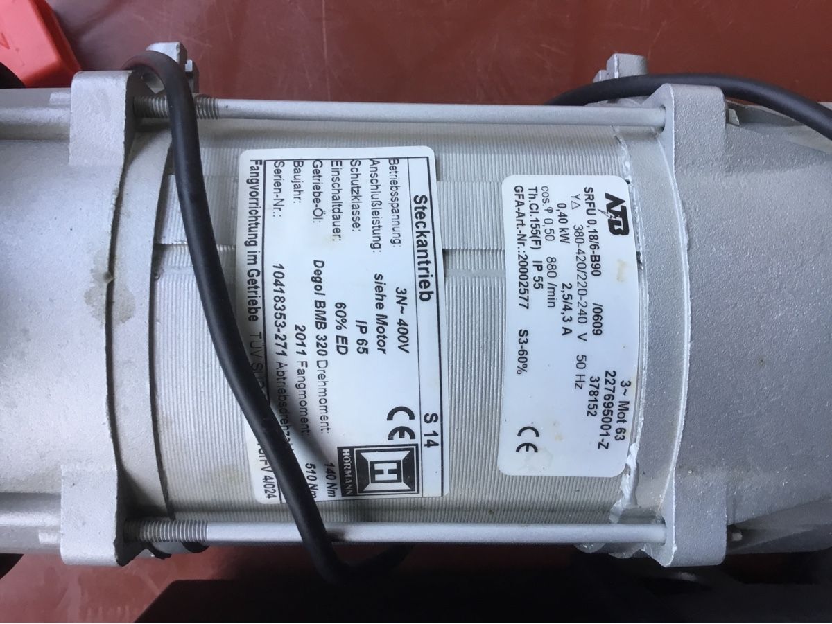 Hörmann Altro Materiale elettrico: Hörmann Garagentorantrieb S14 – Nuovo (secondo la descrizione) da waldkirch venduto da Sobi3 1