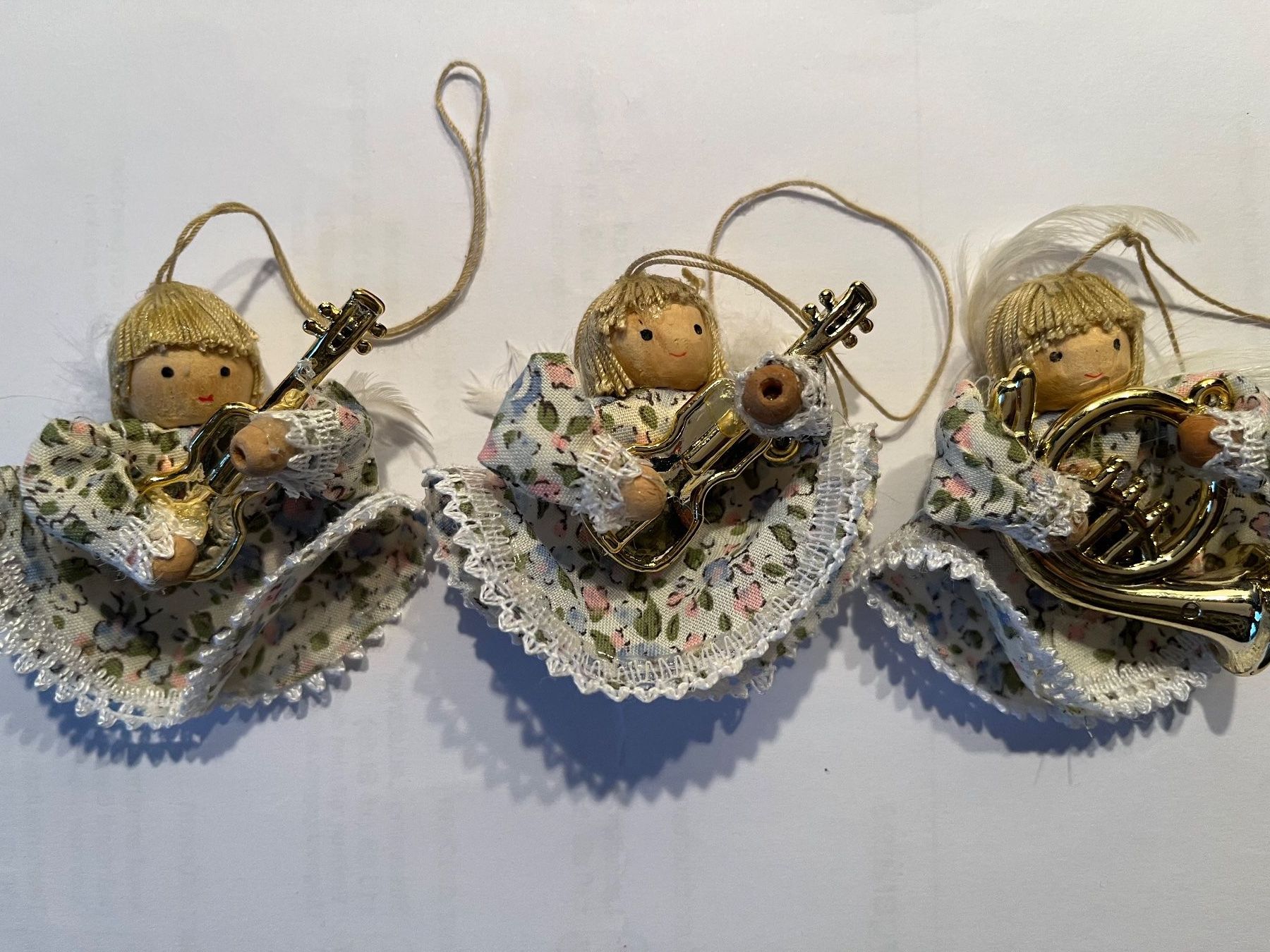 Alle Dekorationen: 3 antike Deko Engelchen mit Instrumenten, Grösse ca.5cm – Neu (gemäss Beschreibung) aus Adliswil von eri.40 2