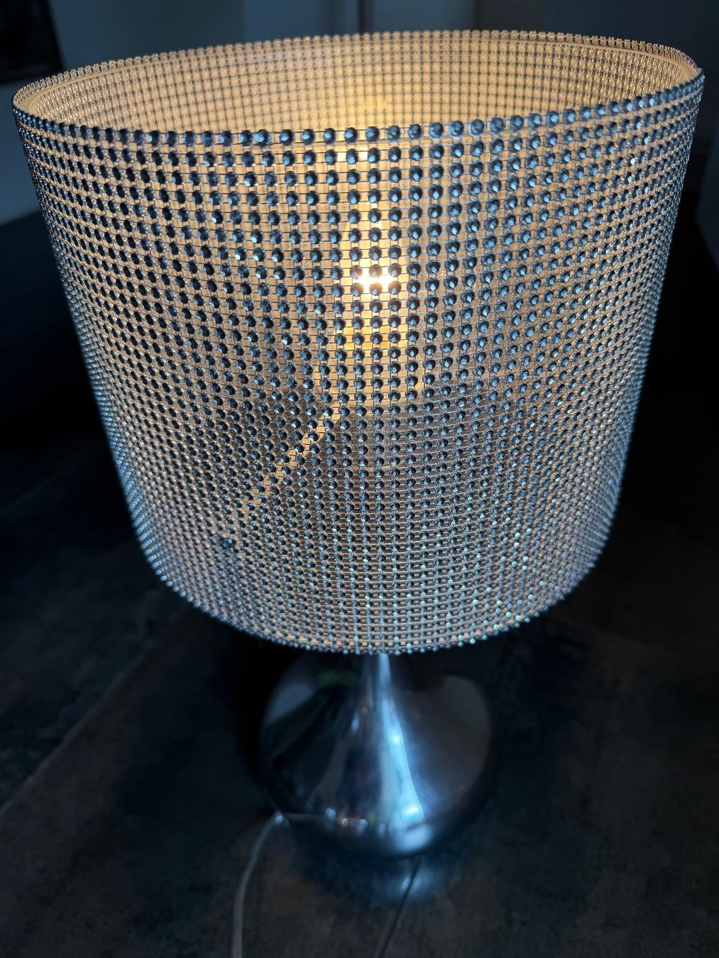 Lampade: Tischlampe Strass Silber Chrom Glänzend – Usato da Muttenz venduto da flowers04 2